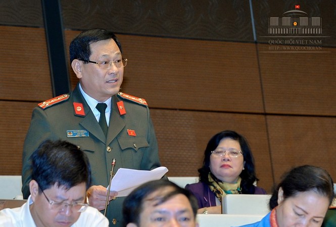 Đề xuất giải quyết tố cáo cán bộ nghỉ hưu để ngăn 'chuyến tàu vét' ĐBQH Nguyễn Hữu Cầu - Nghệ An (ảnh Như Ý)