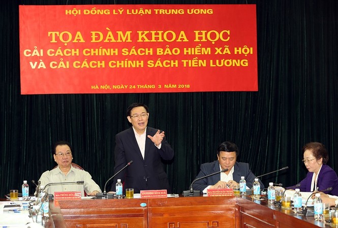 Khắc phục bất cập khi trả lương theo bằng cấp Phó Thủ tướng Vương Đình Huệ tại cuộc toạ đàm