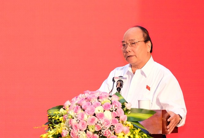 Thủ tướng: Bổ sung chế tài xử lý kê khai tài sản không trung thực Thủ tướng Nguyễn Xuân Phúc phát biểu.