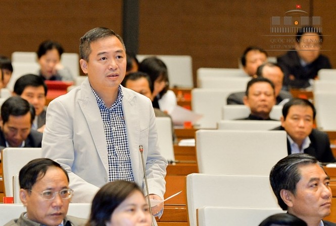 Lo lạm dụng quy định 'nhà mạng phải cung cấp thông tin khách hàng' ĐB Nguyễn Lân Hiếu (An Giang)