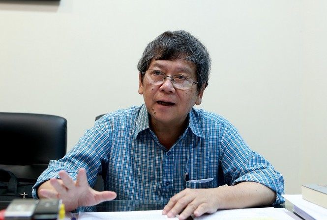 Ông Vũ Ngọc Hoàng: “Không nên duy trì cách thức thi như hiện nay“ Ông Vũ Ngọc Hoàng, nguyên Phó Ban Tuyên giáo T.Ư (ảnh Như Ý)