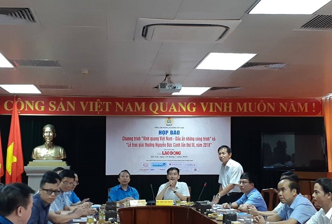 'Tiêm chủng mở rộng' là 1 trong 9 công trình được lựa chọn vinh danh Họp báo về chương trình "Vinh quang Việt Nam"
