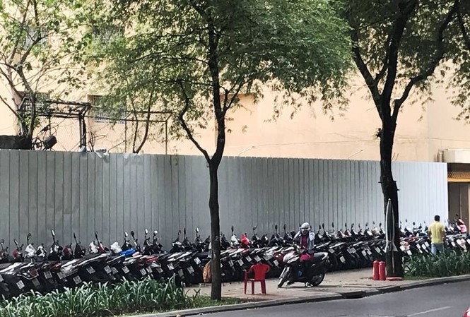 Ông Đoàn Ngọc Hải báo cáo gì về những bãi xe 'vua'? Bãi xe trên đường Nguyễn Du