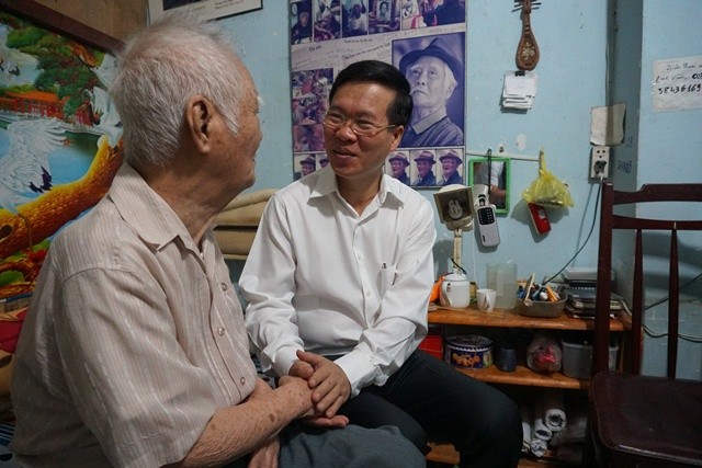 Ông Võ Văn Thưởng thăm, chúc Tết nhạc sỹ Nguyễn Văn Tý Ông Võ Văn Thưởng thăm, chúc Tết nhạc sỹ Nguyễn Văn Tý