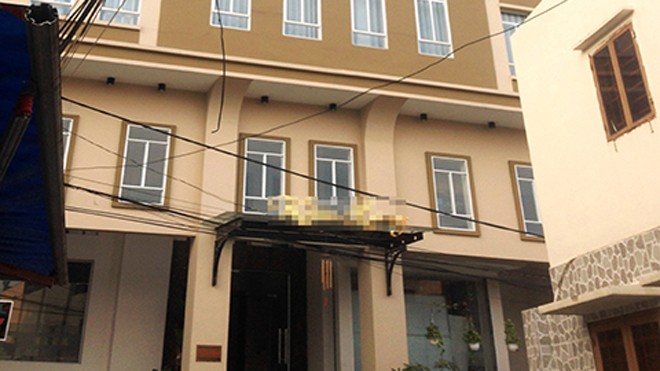 Quý bà hám của lạ bị cướp trong khách sạn Khách sạn nơi người phụ nữ 41 tuổi tố bị gã trai trẻ tấn công, siết cổ đến bất tỉnh. Ảnh: Vietnamnet