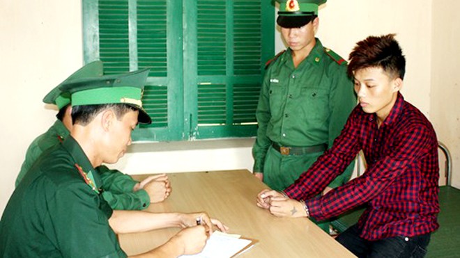 Lừa bán người yêu nhí sang Trung Quốc Đối tượng Triệu Văn Sú tại cơ quan điều tra