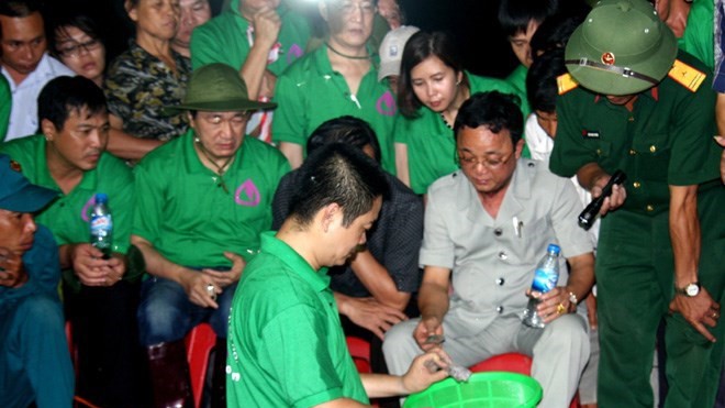 Vụ làm giả hài cốt tại Quảng Trị: Gia hạn tạm giam 'cậu Thủy' Vụ làm giả hài cốt tại Quảng Trị: Gia hạn tạm giam 'cậu Thủy'