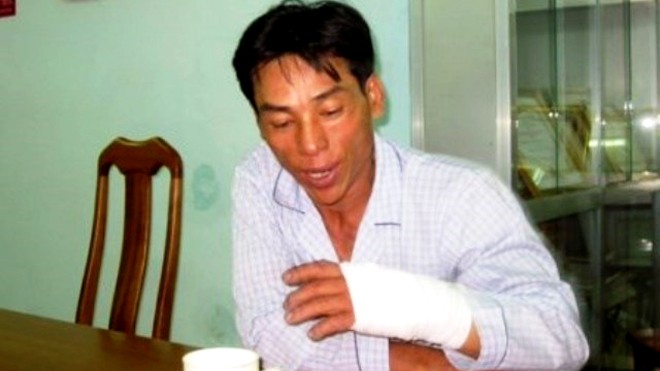 Khởi tố kẻ giết người, chặt xác phi tang rúng động Sài Gòn Đặng Văn Tuấn tại cơ quan điều tra. Ảnh: Phương Nguyễn