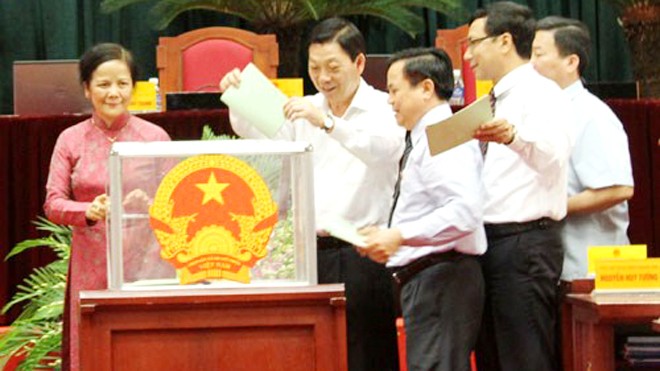 Không thăng chức người có trên 50% phiếu 'tín nhiệm thấp' Hà Nội tới đây sẽ lấy phiếu tín nhiệm ở 3 mức