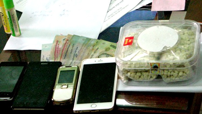 Thu gần 2.600 viên ma túy tổng hợp trong nhà 2 'kiều nữ' Tang vật vụ án