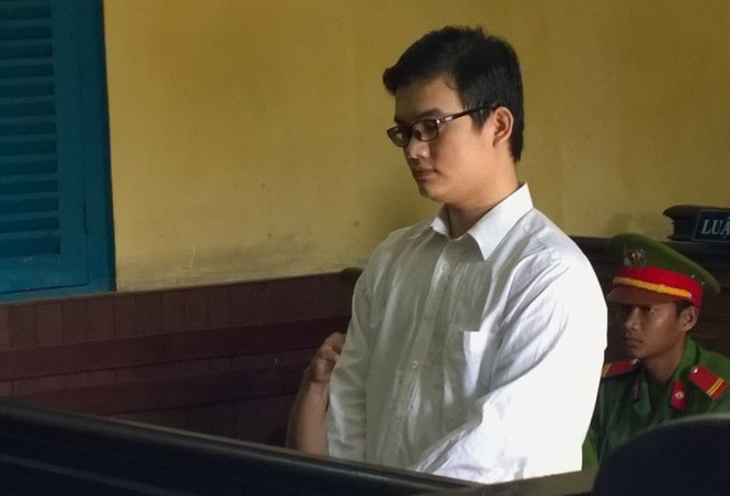 Bóp cổ, đổ nước sôi vào miệng con gái người tình Quang lĩnh án tử hình cho tội ác đã gây ra