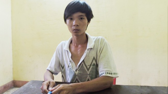 Bắt kẻ lạ vào tận nhà hiếp dâm nữ sinh Đối tượng Lê Ngọc Thời tại cơ quan công an
