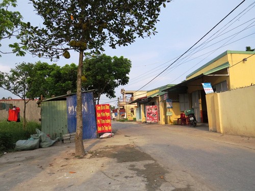 Đại úy CSGT đang lên đạn thì súng nổ làm chết người Hiện trường nơi đại úy CSGT đang lên đạn thì súng nổ làm chết người