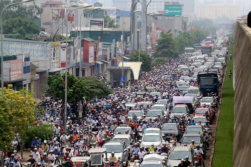 Hà Nội huy động thêm 200 cảnh sát cơ động chống ùn tắc Công an Hà Nội huy động thêm 200 cảnh sát cơ động, 100% quân số cảnh sát giao thông, cảnh sát trật tự để chống ùn tắc giao thông vào giờ cao điểm. Ảnh: Bá Đô