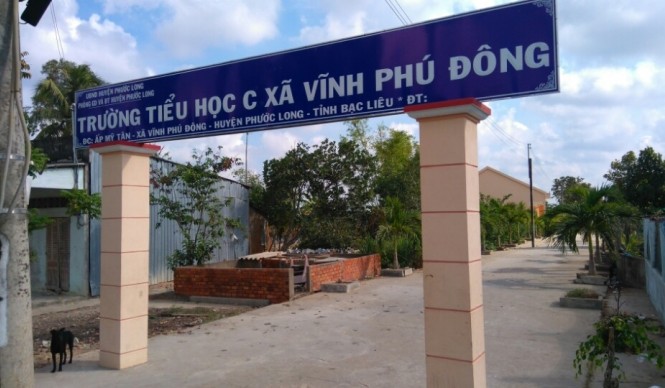 Lộ clip Hiệu trưởng dâm ô nữ sinh Bạc Liêu? Trường tiểu học C xã Vĩnh Phú Đông, Bạc Liêu, nơi hiệu trưởng bị tố sàm sỡ nữ sinh tại trường