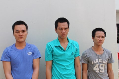 Nổ súng giải vây, lực lượng dân phòng vẫn bị đánh trọng thương Đối tượng Tâm, Phúc và Tuấn