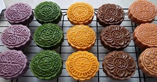 Bánh trung thu tự làm đắt khách nhờ bán sớm tại Hà Nội Bánh trung thu handmade đắt khách từ đầu mùa. Ảnh: Bizlive