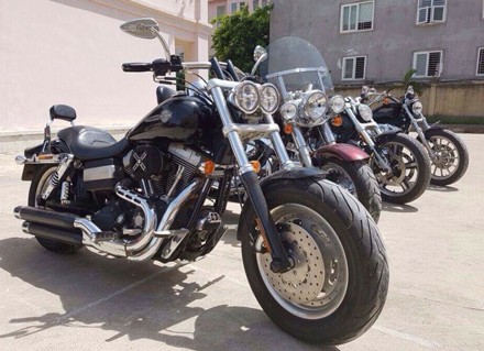 Hé lộ đường dây nhập lậu mô tô “khủng” vào Việt Nam 2 chiếc Harley bị tình nghi đeo biển số giả