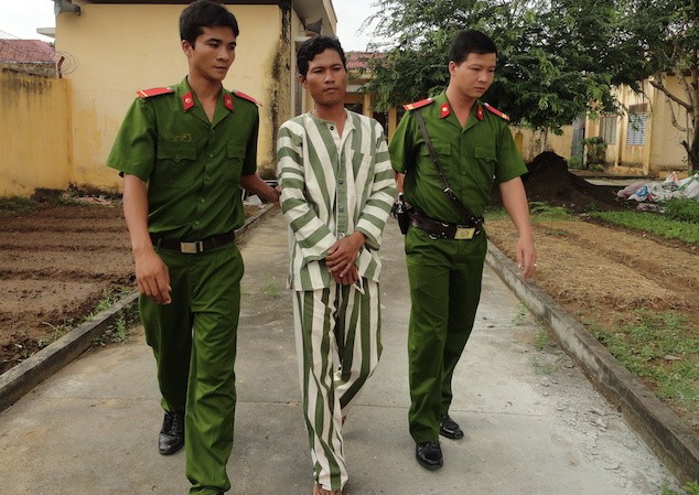 Rủ bạn đến nhà nhậu rồi đánh hội đồng gây tử vong Thạch Soi bị tạm giữ điều tra