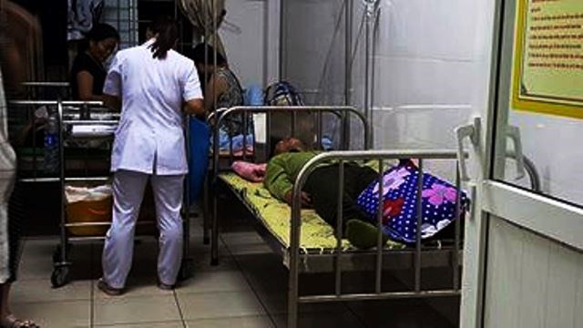 Hà Tĩnh: Trưởng công an xã Cẩm Trung tự bắn súng vào miệng Trưởng công an xã Cẩm Trung đang được điều trị tại bệnh viện