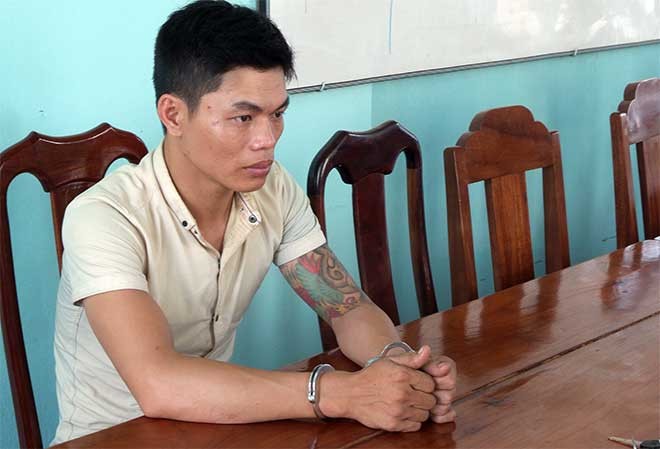3 tên trộm đột nhập ngân hàng 3 tên trộm đột nhập ngân hàng "khiêng" két sắt