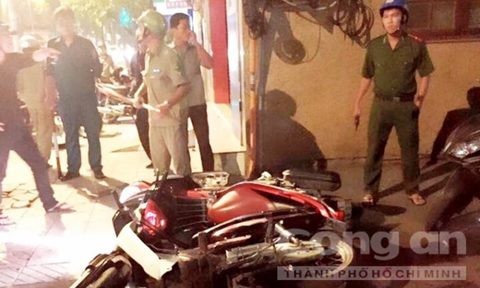 Ba thanh niên chặn đánh cô gái để cướp xe máy Ba thanh niên chặn đánh cướp xe cô gái lúc rạng sáng - Ảnh chỉ mang tính minh họa