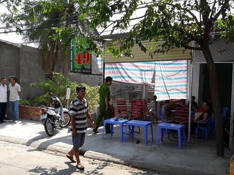 Bị đâm lia lịa trong quán cà phê, một thanh niên tử vong Quán cà phê 49 nơi xảy ra vụ án