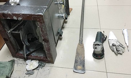 Trộm cắt điện camera đục két sắt trộm vàng Từ đầu năm đến nay Lâm Đồng đã xảy ra 14 vụ kẻ trộm đột nhập vào nhà đục phá két sắt trộm tài sản