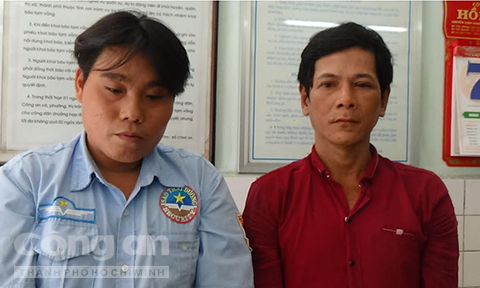 Tranh giành địa bàn, tài xế xe ôm rút dao đâm chết người Đối tượng Viên Tố Thái Hùng (bên phải) và Võ Văn Châu