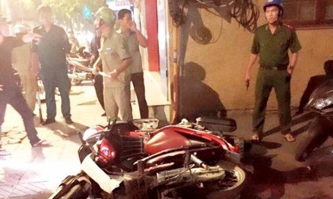 Nổ 4 phát súng khống chế “ma men” hỗn chiến giữa trung tâm Sài Gòn Công an buộc phải nổ súng để khống chế "ma men" gây hấn. Ảnh chỉ mang tính minh họa