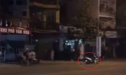Bị đâm xối xả, một thanh niên gục chết trong đêm Khu vực hiện trường vụ án mạng