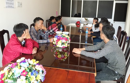 Quái xế chặn quốc lộ, tập luyện cho cuộc đua đêm giao thừa Các quái xế khai nhận cuộc đua xe nhằm thử các loại xe đã độ lại chuẩn bị cho cuộc đua lớn đêm 30 Tết