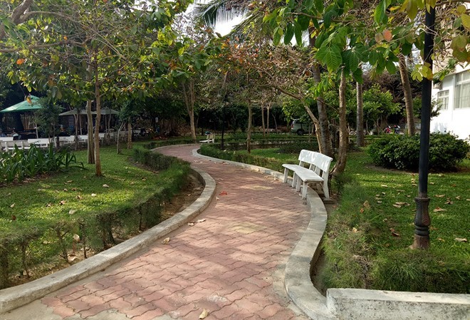Thẩm vấn nghi can 77 tuổi bị tố dâm ô trẻ em ở Vũng Tàu Công viên ở khu chung cư, nơi ông Kha thường chơi với các bé gái.