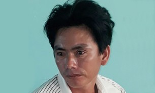 Thanh niên bị đâm chết vì chạy xe máy nẹt pô Liêu khai giết nạn nhân vì tiếng nẹt pô. Ảnh: CA