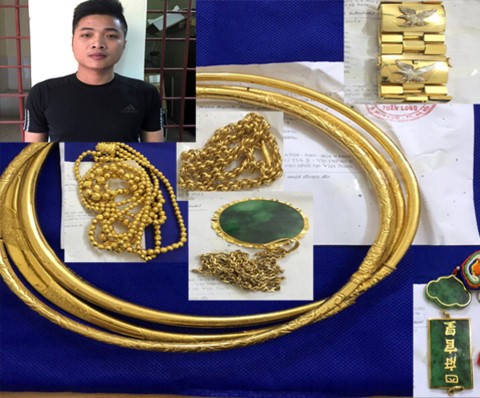 Trộm hàng trăm triệu đồng trong hơn 20 ngày làm giúp việc Đối tượng Cường và một số tang vật trong vụ án