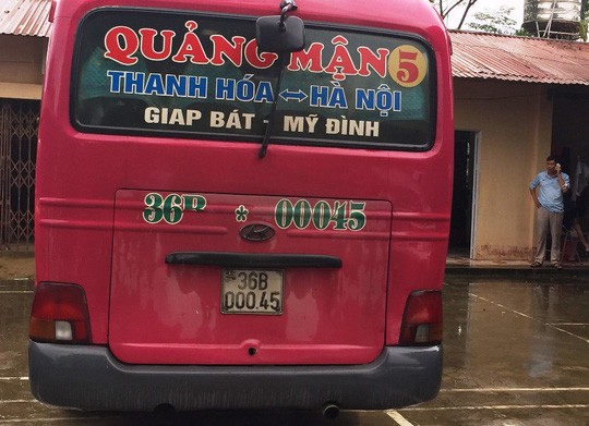 Trộm Trộm "xoáy" cả ôtô khách ngay trong bến xe