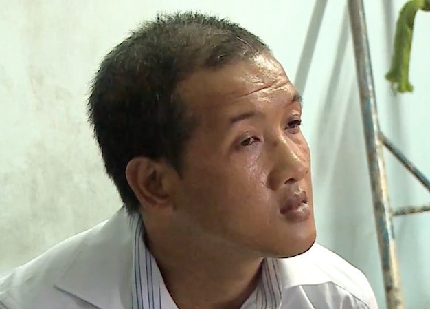 Tên cướp mê phim đồi trụy hiếp dâm bé gái 9 tuổi Tên cướp mê phim đồi trụy hiếp dâm bé gái 9 tuổi