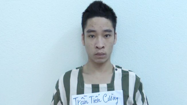 Nam thanh niên đâm chết tình địch trước mặt bạn gái Kẻ đâm chết tình địch trước mặt bạn gái