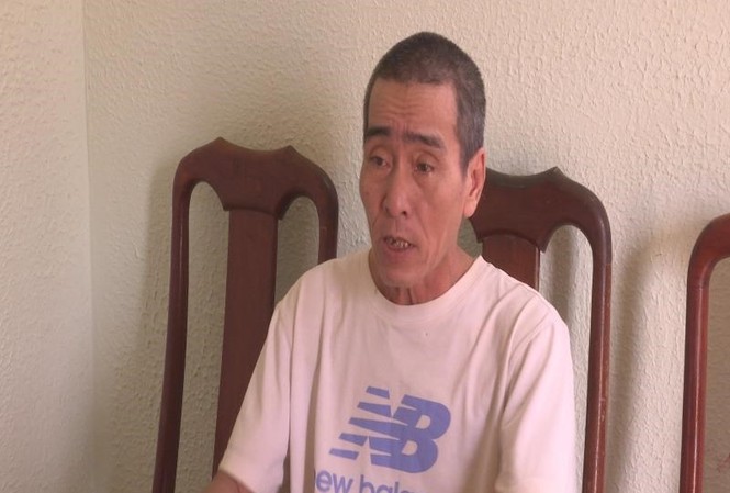 Bé gái 8 tuổi bị ông hàng xóm dâm ô Nguyễn Chơn Tý tại cơ quan điều tra