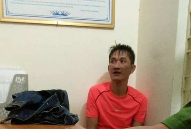 Đối tượng nghi ngáo đá, xông vào nhà dân đập phá đồ đạc Đối tượng tại cơ quan Công an
