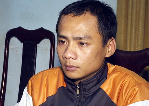 Bé gái bị công an 'dỏm' dọa còng tay để hiếp dâm "Yêu râu xanh" bị bắt