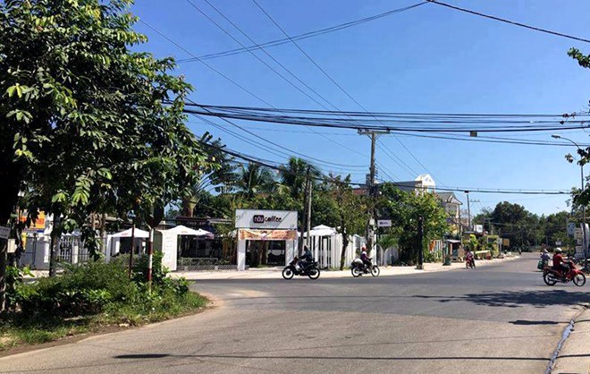 Đốt quán cà phê rồi tự sát sau khi đâm vợ cũ Quán cà phê nơi xảy ra vụ án mạng