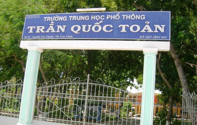 Nữ sinh lớp 11 đâm bạn gục ngay tại trường Em H.T.K. V. và V.K. T. cùng học Trường THPT Trần Quốc Toản