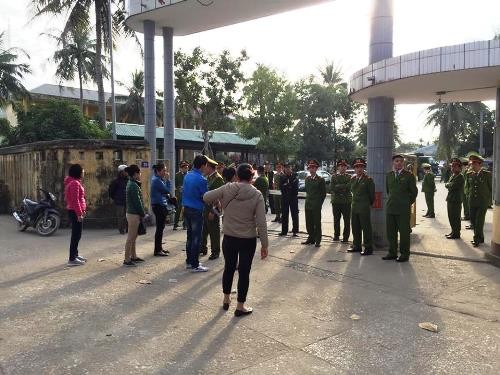 Hai can phạm bỏ trốn khi đi điều trị tại bệnh viện Trại tạm giam Công an tỉnh Quảng Ninh (Lán 14) nơi hai can phạm đang bị tạm giam