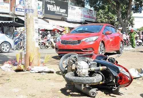 Cô gái 9X lái ôtô tông liên hoàn, 3 người thương vong Hiện trường vụ tai nạn