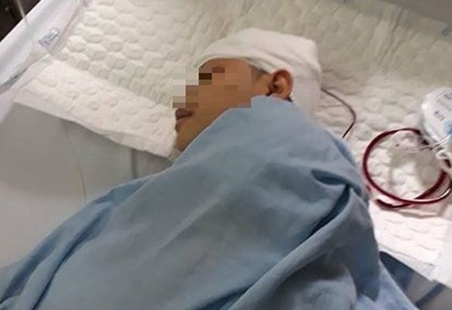 Điều tra vụ thầy giáo bị tố đánh học sinh chấn thương sọ não Nam sinh lớp 9 đang điều trị tại bệnh viện