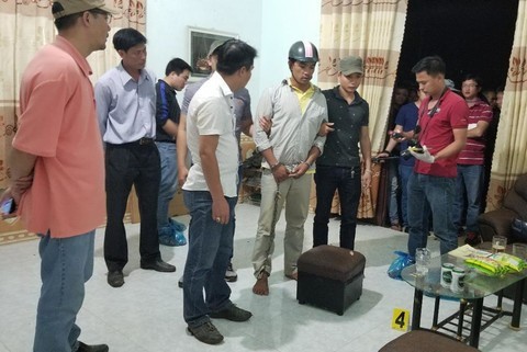 'Chìa khóa' giúp phá vụ án giết chủ nợ rồi công phu phi tang xác Đưa nghi phạm về nhà để thực nghiệm lại việc sát hại nạn nhân