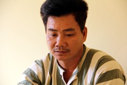 Người đàn ông nhiều lần hại đời bé gái 8 tuổi Phước tại cơ quan điều tra