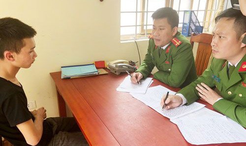 Nhóm cướp tuổi teen đi xe phân khối lớn tấn công phụ nữ về đêm Nghi can Nguyễn Xuân Tú tại cơ quan điều tra