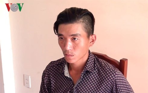 Giằng co với trộm, chủ nhà bị đâm 4 nhát Đối tượng Nguyễn Thanh Tùng tại cơ quan điều tra